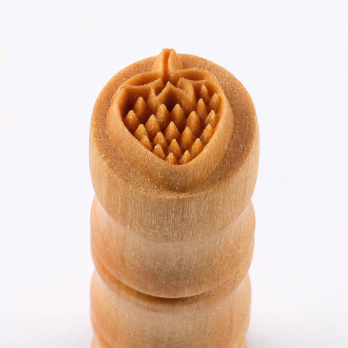 MKM Strawberry 1.5cm wood stamp